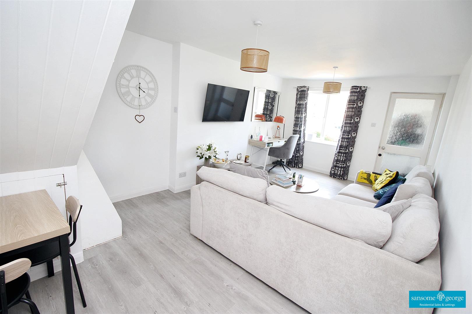 2 bed property in Charlville Drive, Reading